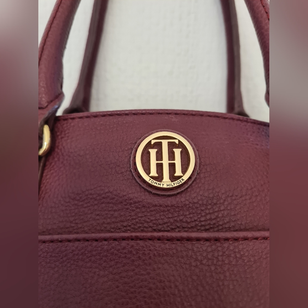 Tommy Hilfiger burgundy faux leather bag shoulder bag - Picture 15 of 16